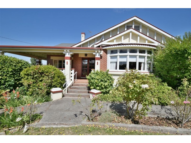 52 Emu Bay Road, Deloraine TAS 7304