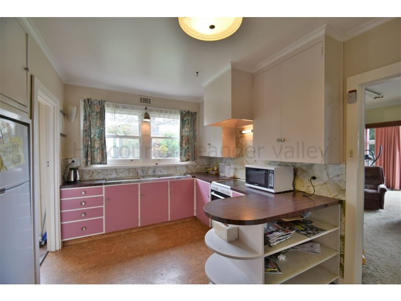 24 Parsonage St, Deloraine TAS 7304