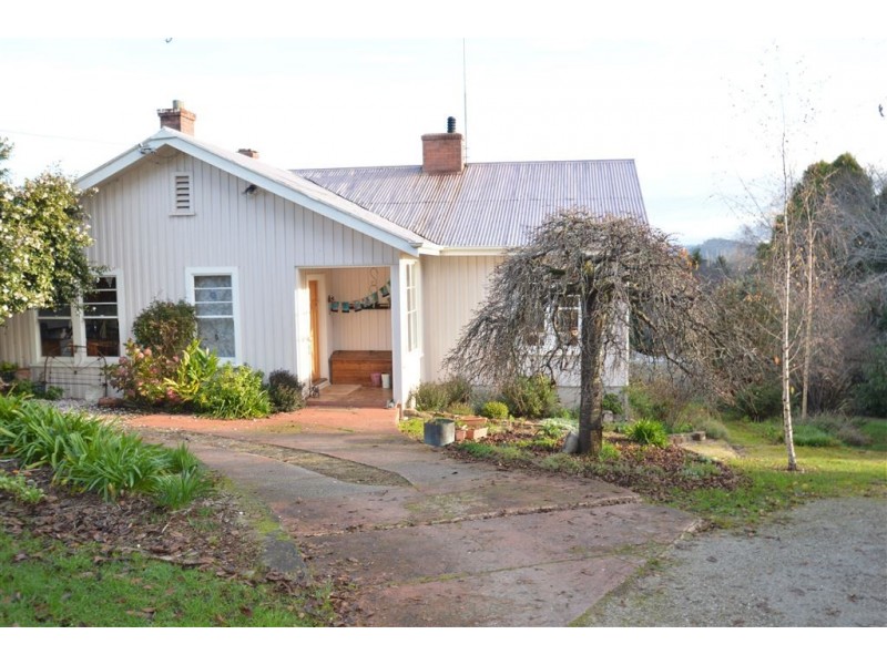 9 East Church Street, Deloraine TAS 7304