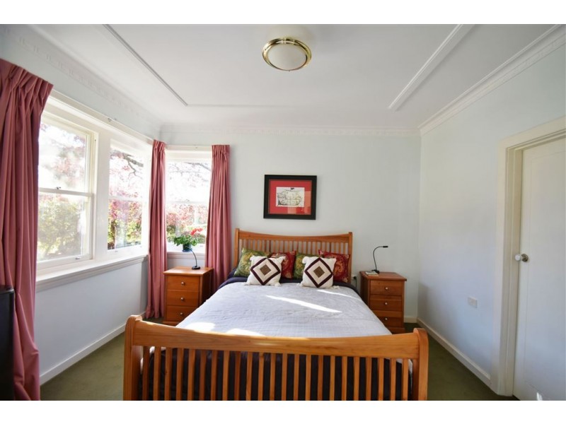 1 Lonsdale Promenade, Westbury TAS 7303