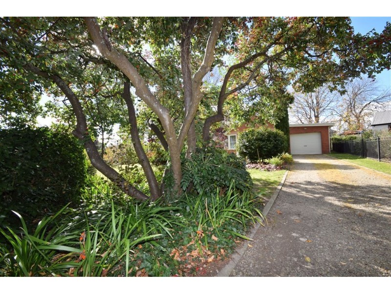 1 Lonsdale Promenade, Westbury TAS 7303