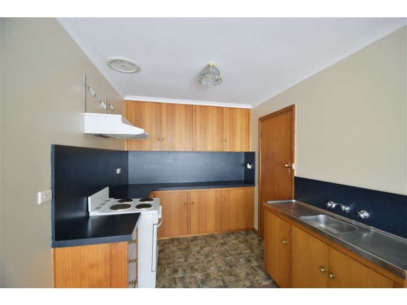 2 122 Emu Bay Rd, Deloraine TAS 7304