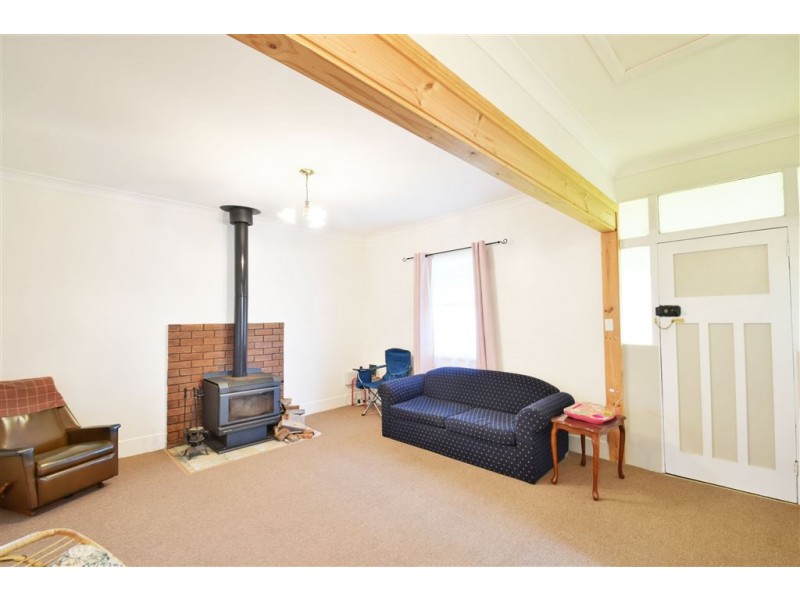 94 East Barrack St, Deloraine TAS 7304