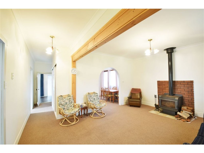 94 East Barrack St, Deloraine TAS 7304