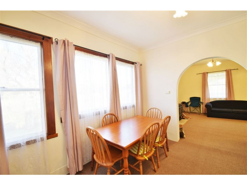 94 East Barrack St, Deloraine TAS 7304