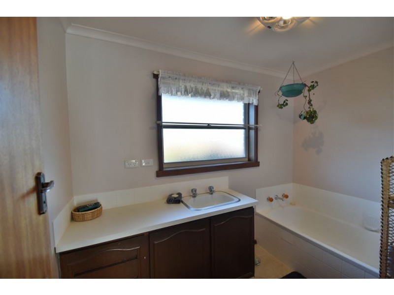 94 Westbury Place, Deloraine TAS 7304