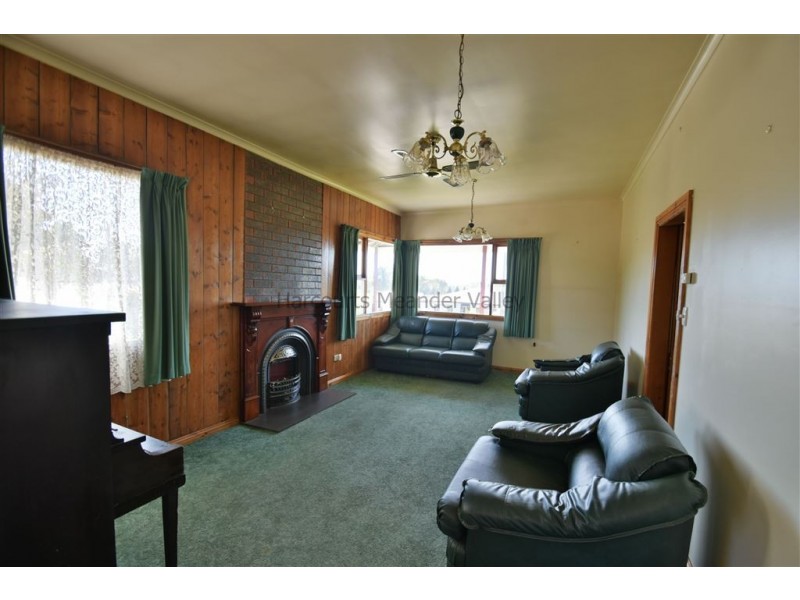 49 East Barrack Street, Deloraine TAS 7304