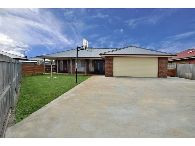 13 Casey Court, Deloraine TAS 7304