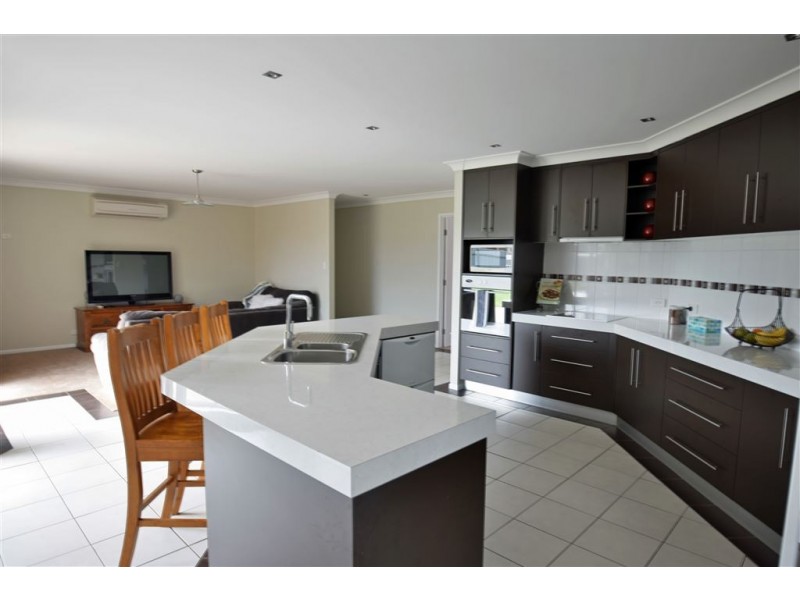 13 Casey Court, Deloraine TAS 7304