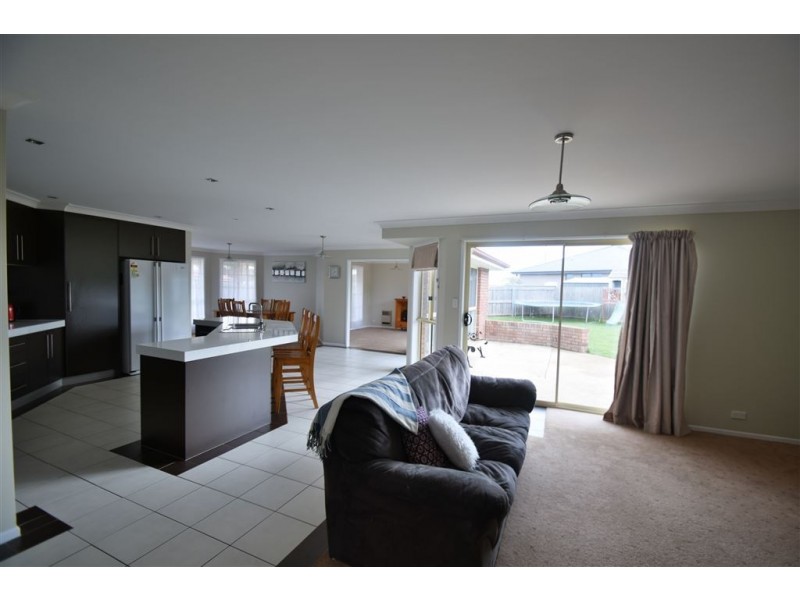 13 Casey Court, Deloraine TAS 7304