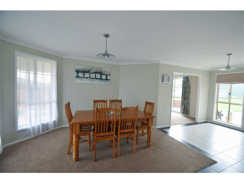 13 Casey Court, Deloraine TAS 7304