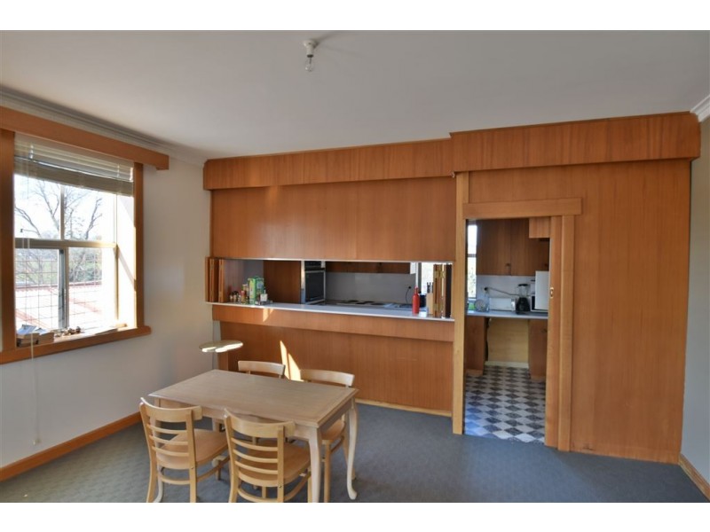 1/32-40 Emu Bay Rd, Deloraine TAS 7304