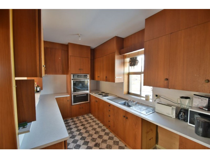 1/32-40 Emu Bay Rd, Deloraine TAS 7304