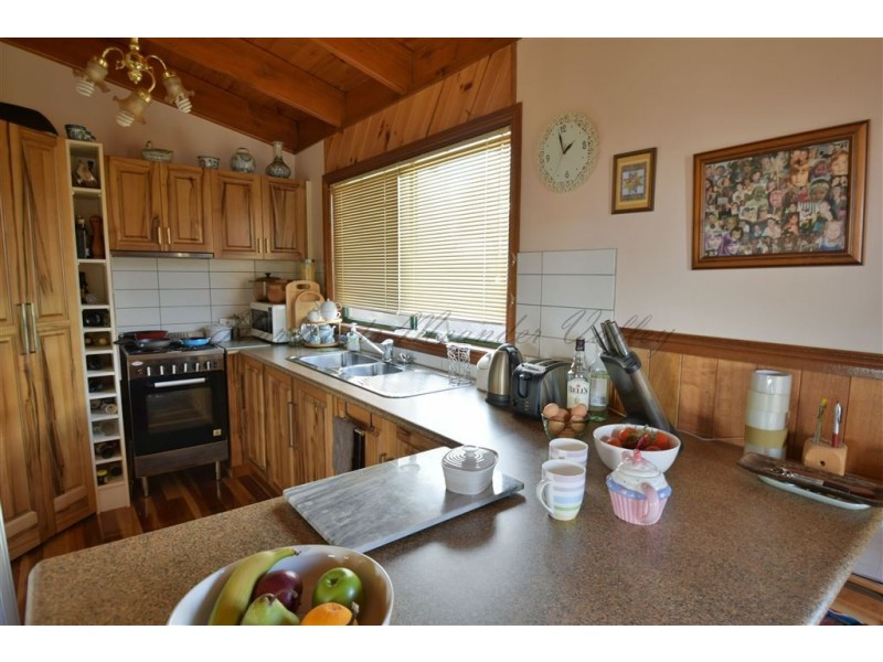 10 East Barrack St, Deloraine TAS 7304