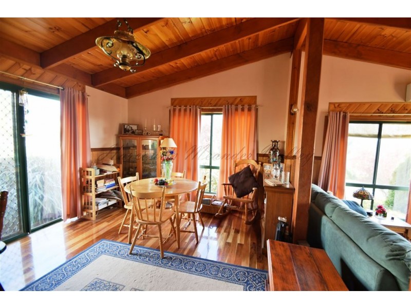 10 East Barrack St, Deloraine TAS 7304