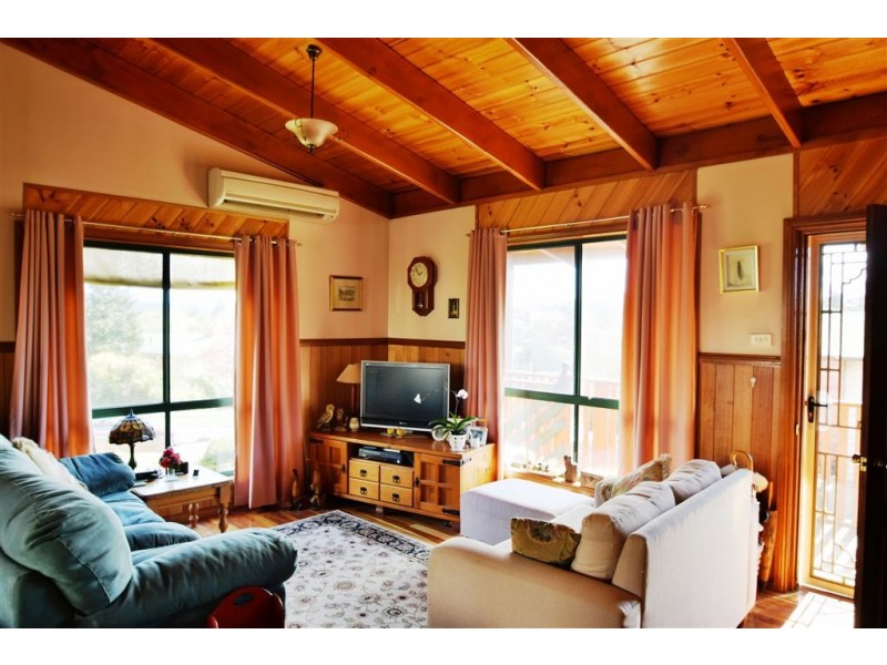 10 East Barrack St, Deloraine TAS 7304