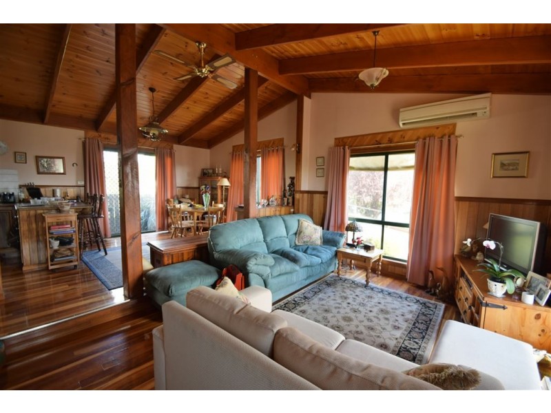10 East Barrack St, Deloraine TAS 7304
