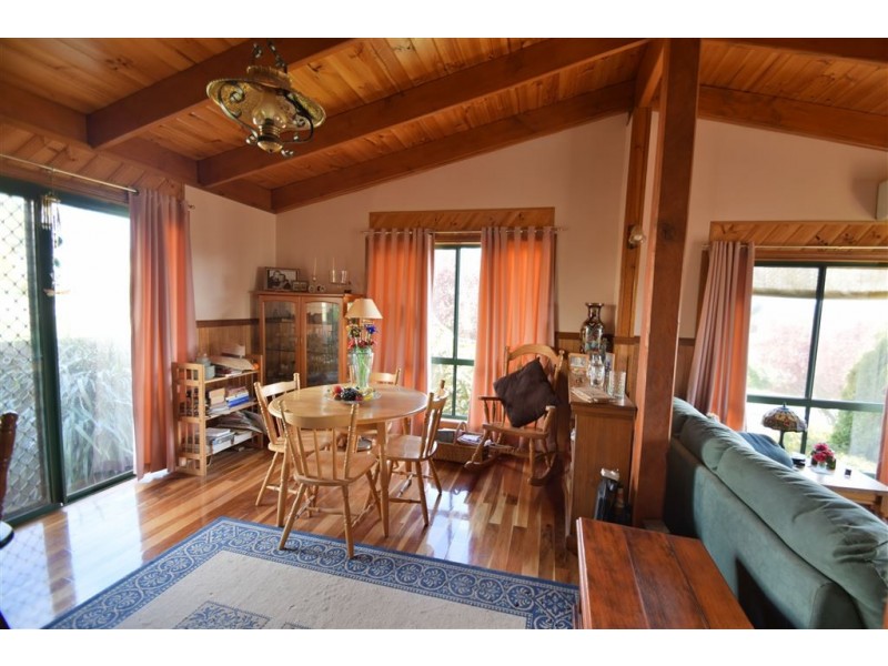 10 East Barrack St, Deloraine TAS 7304