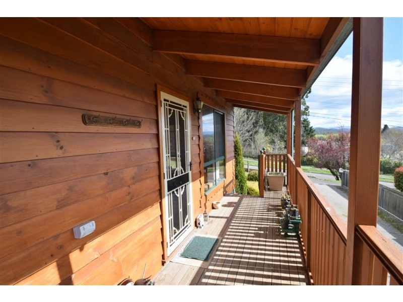 10 East Barrack St, Deloraine TAS 7304