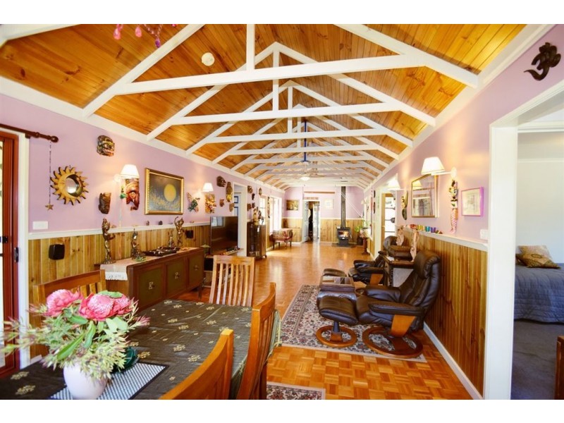 21 Johns Rd, Deloraine TAS 7304