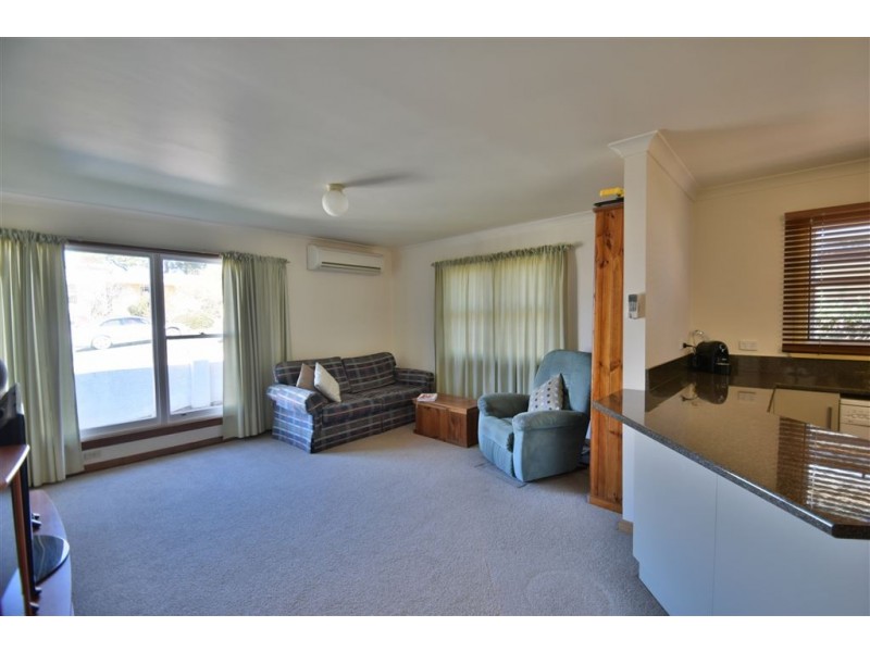 15 Parsonage Street, Deloraine TAS 7304