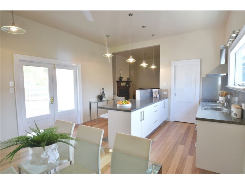 37 East Barrack St, Deloraine TAS 7304