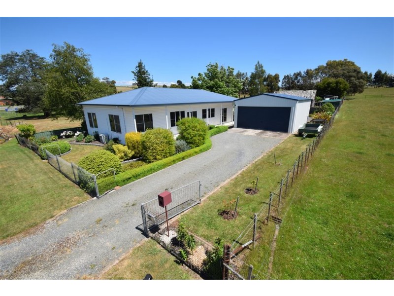 81 East Barrack Street, Deloraine TAS 7304