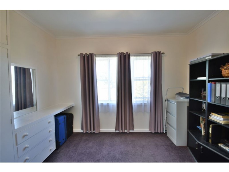 81 East Barrack Street, Deloraine TAS 7304