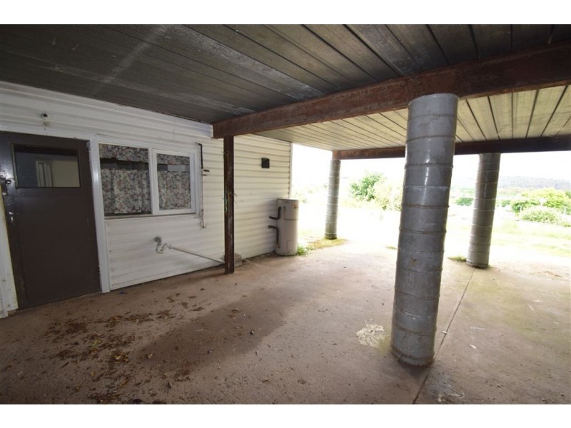 90 Emu Bay, Deloraine TAS 7304