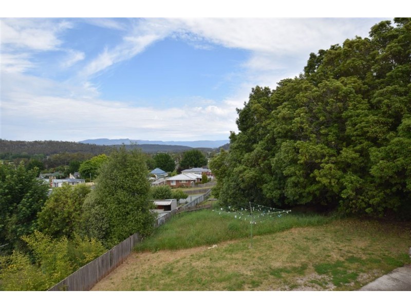 90 Emu Bay, Deloraine TAS 7304