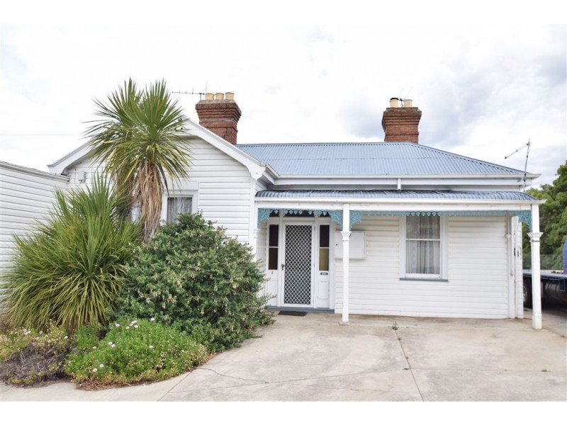 90 Emu Bay Road, Deloraine TAS 7304