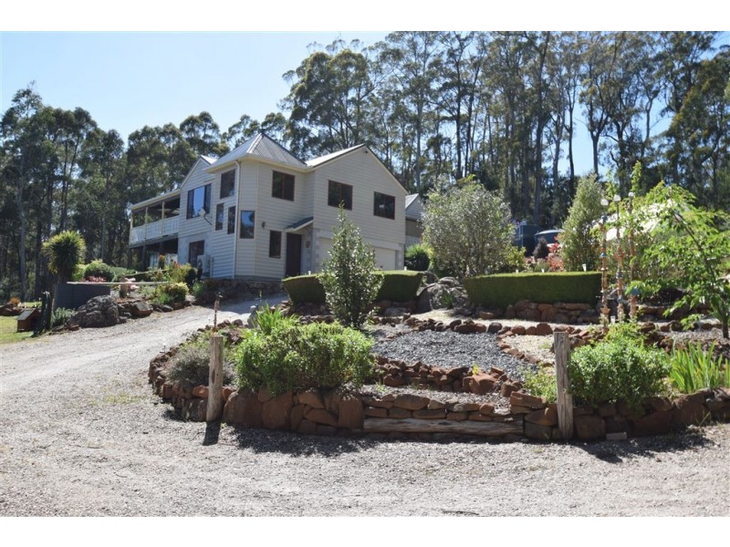 21 Johns Rd, Deloraine TAS 7304