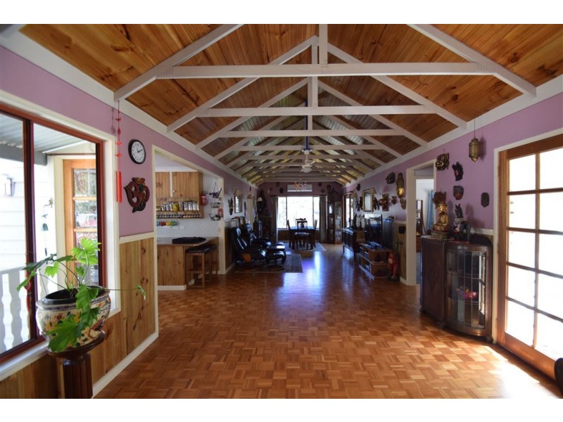 21 Johns Rd, Deloraine TAS 7304