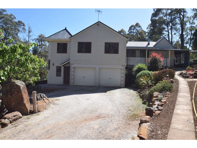 21 Johns Rd, Deloraine TAS 7304