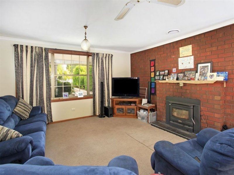 50 Meander Valley Road, Deloraine TAS 7304