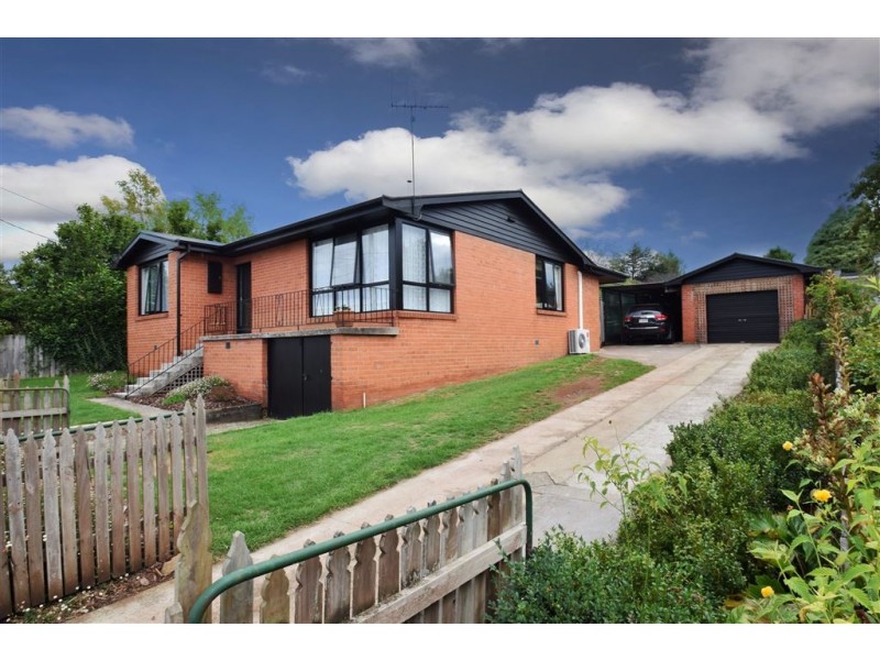 119 Emu Bay Road, Deloraine TAS 7304