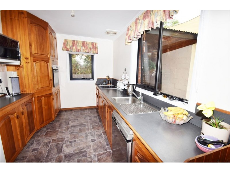 119 Emu Bay Road, Deloraine TAS 7304