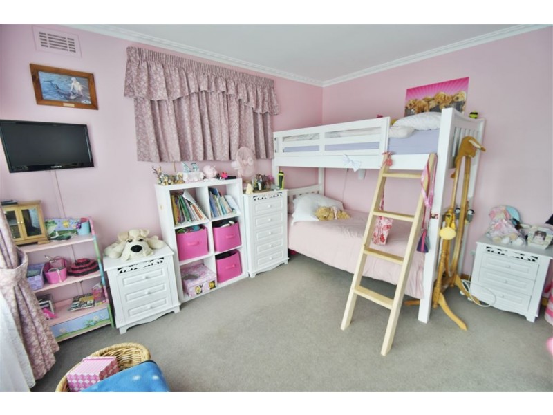 119 Emu Bay Road, Deloraine TAS 7304