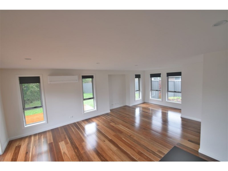 3/16A Taylor, Westbury TAS 7303