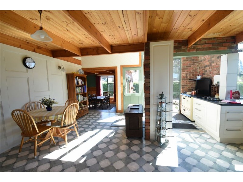 19 A Jones, Westbury TAS 7303