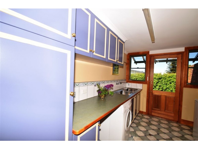 19 A Jones, Westbury TAS 7303
