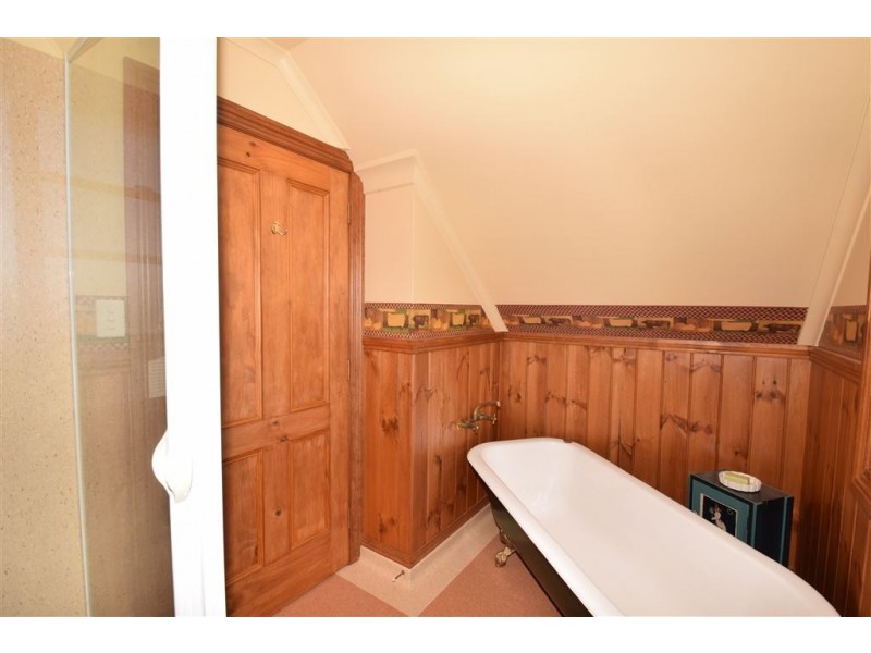19 A Jones, Westbury TAS 7303