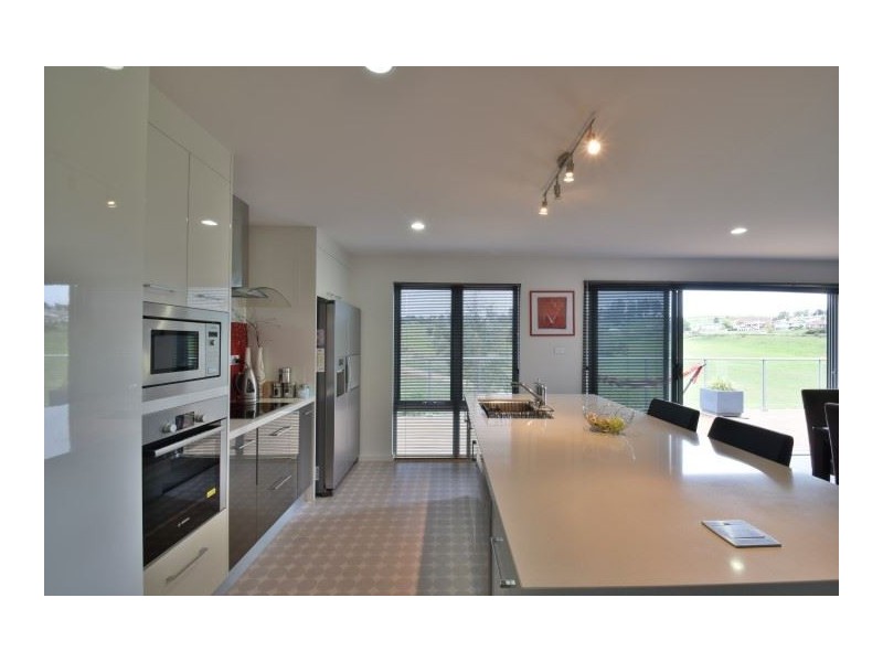 71 West Church Street, Deloraine TAS 7304