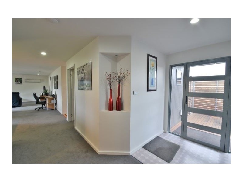 71 West Church Street, Deloraine TAS 7304