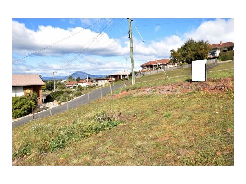69 West Church, Deloraine TAS 7304