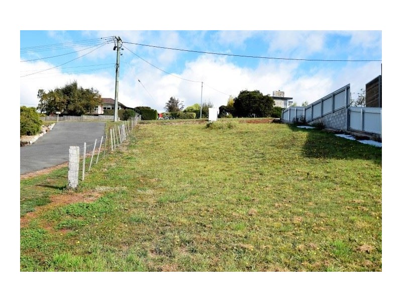 69 West Church, Deloraine TAS 7304