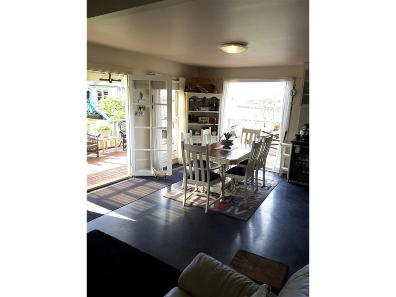 105 West Barrack Street, Deloraine TAS 7304