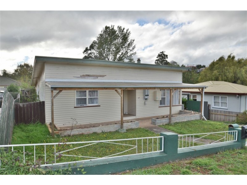 17 Parsonage Street, Deloraine TAS 7304