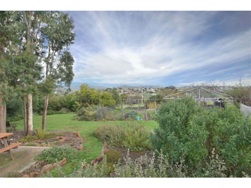 72 Westbury Place, Deloraine TAS 7304