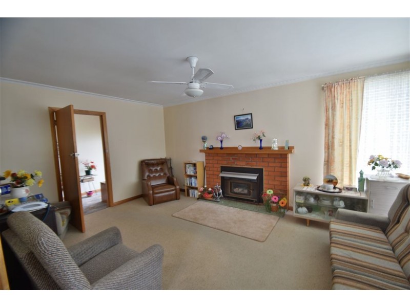 149 Emu Bay Road, Deloraine TAS 7304